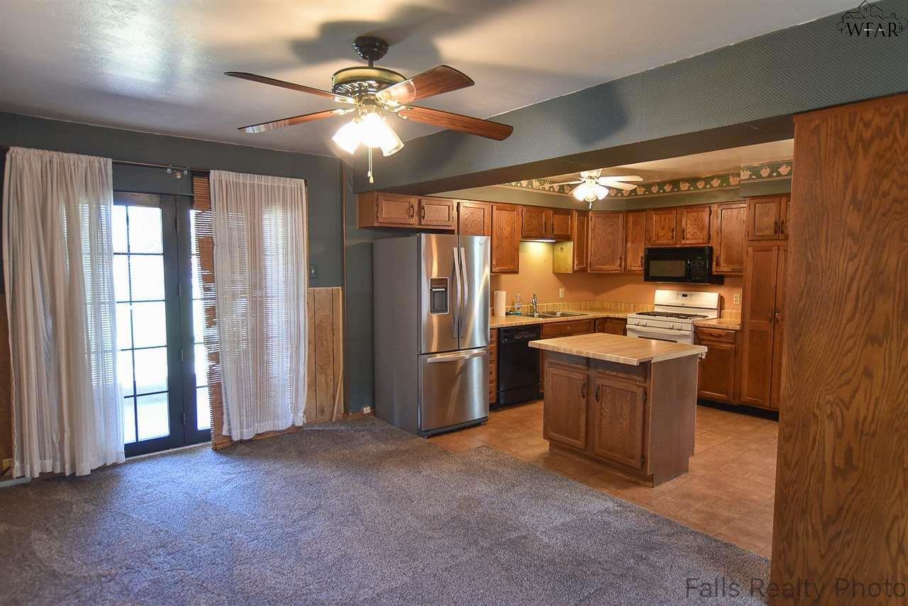 1611 SUMNER TERRACE, Wichita Falls, TX 76306