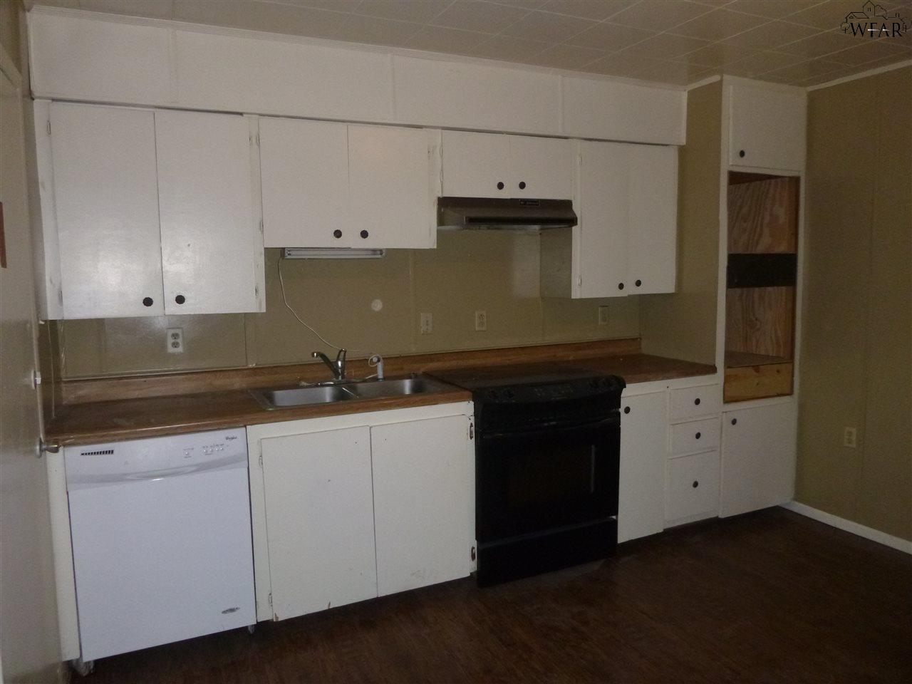 4006 BOREN AVENUE, Wichita Falls, TX 76308