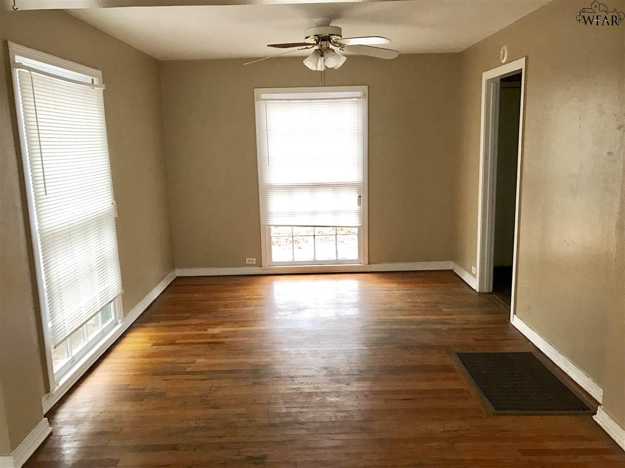 1801 ROSE STREET, Wichita Falls, TX 76309
