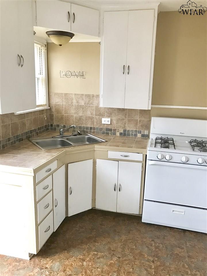 1801 ROSE STREET, Wichita Falls, TX 76309