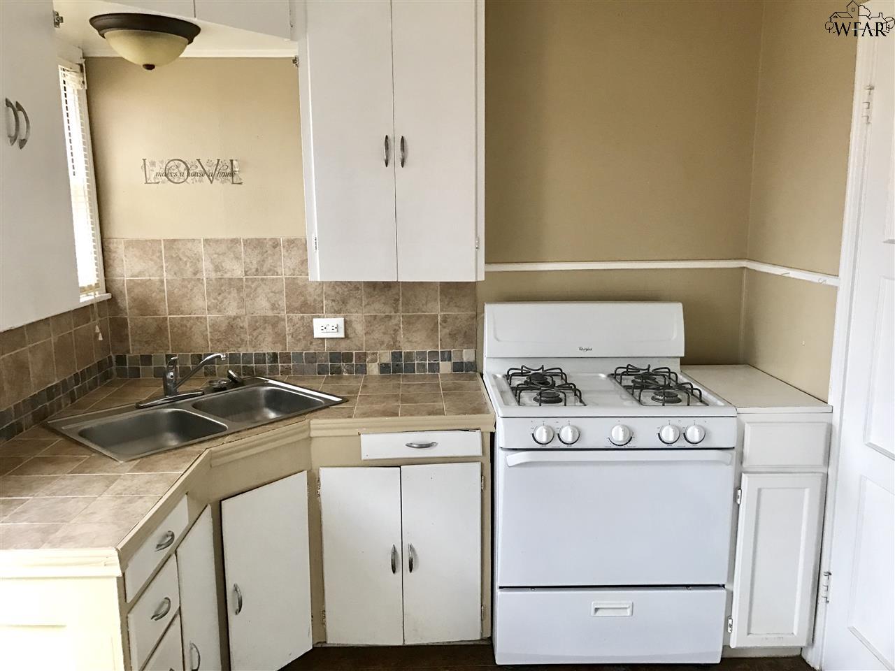 1801 ROSE STREET, Wichita Falls, TX 76309
