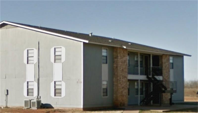 100 South Prairie Circle, Electra, TX 76360
