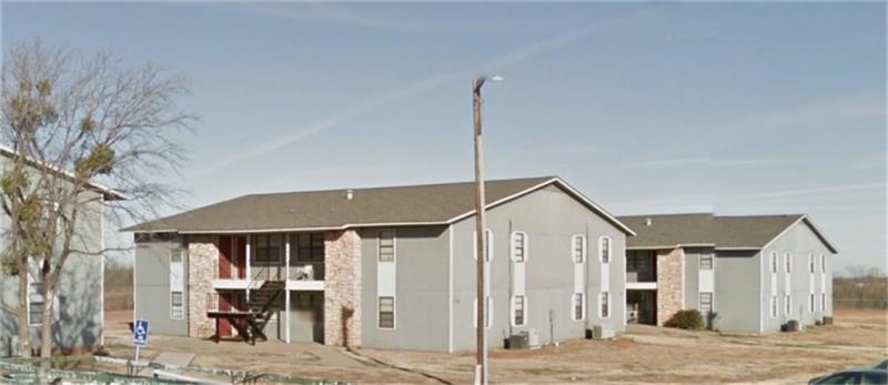 100 South Prairie Circle, Electra, TX 76360