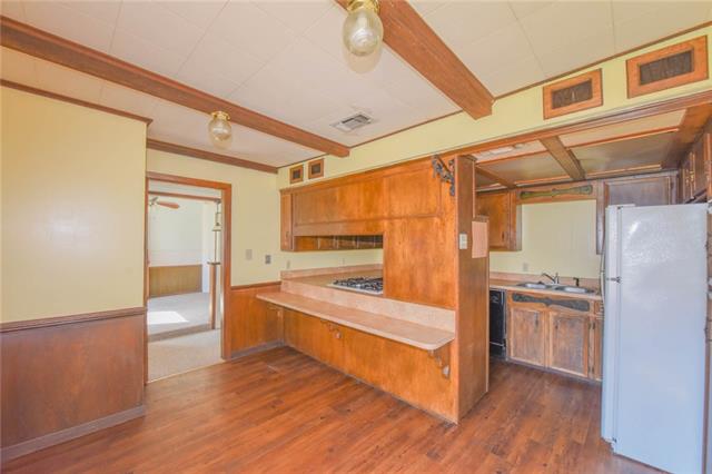 210 Reta Street, Stephenville, TX 76401