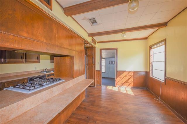 210 Reta Street, Stephenville, TX 76401