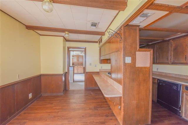 210 Reta Street, Stephenville, TX 76401
