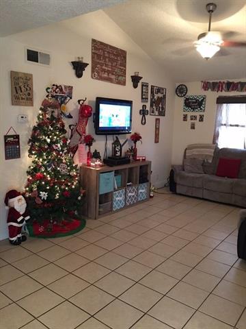 924 Williams Street, Albany, TX 76430