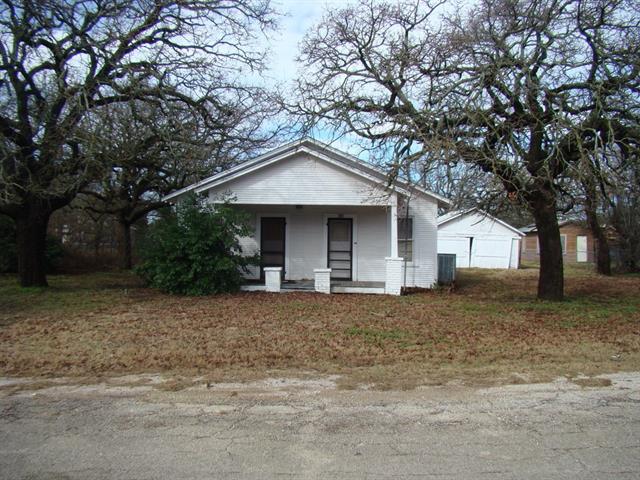 309 N Avenue C, Cross Plains, TX 76443