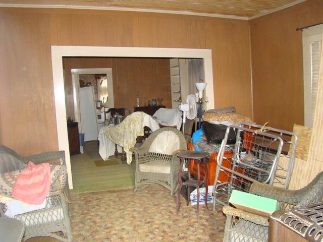 309 N Avenue C, Cross Plains, TX 76443