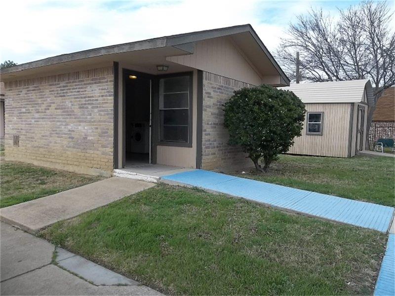700 S Connellee, Eastland, TX 76448