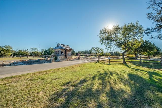 1030 Paradise Point, Graford, TX 76449