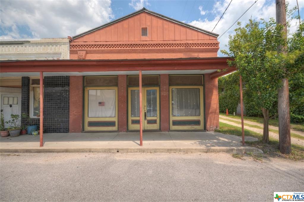 130 N Evie, Bartlett, TX 76511