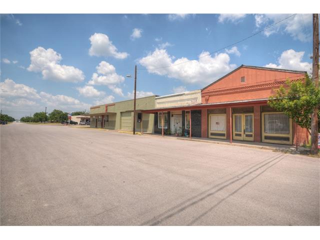 130 N Evie St, Bartlett, TX 76511