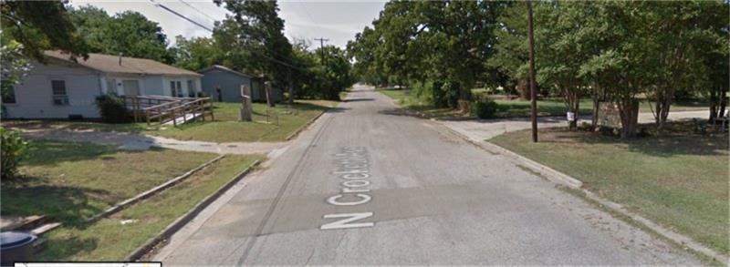 1100 N Crockett, Cameron, TX 76520