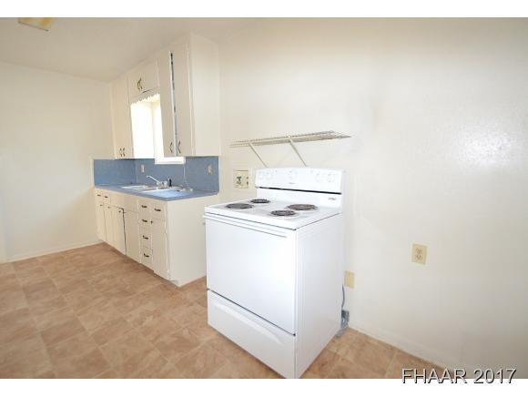 704 W Avenue B, Copperas Cove, TX 76522