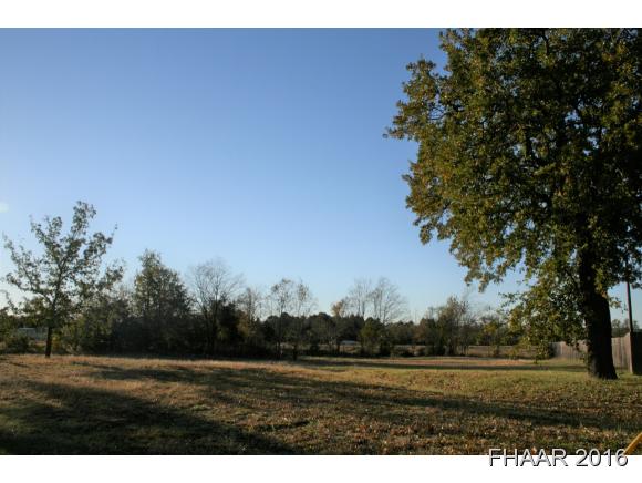 222 Clayton Dr, Gatesville, TX 76528