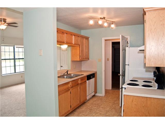 1002 Hickory ST, Kempner, TX 76539