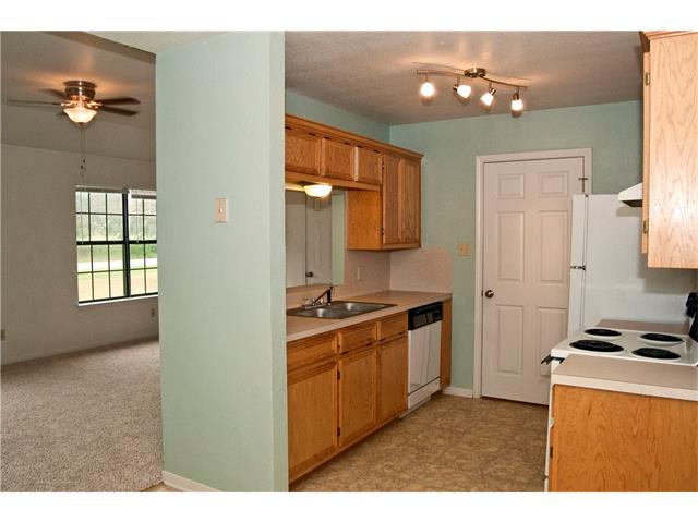 1002 Hickory ST, Kempner, TX 76539