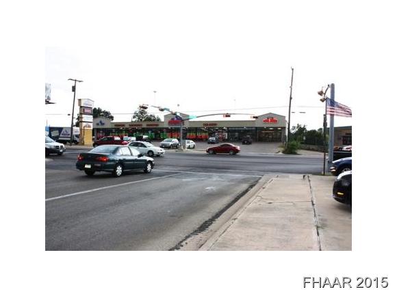 711 West Hallmark Avenue