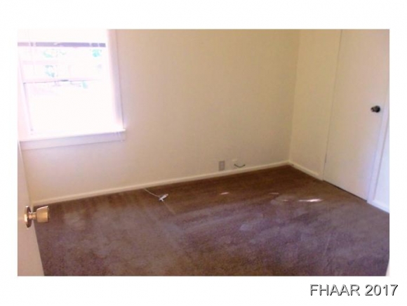 712 Ave J. B, Killeen, TX 76541