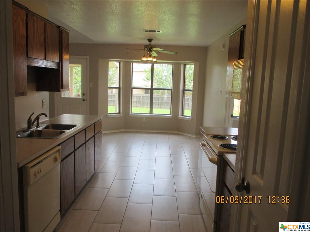 900 James Loop, Killeen, TX 76542