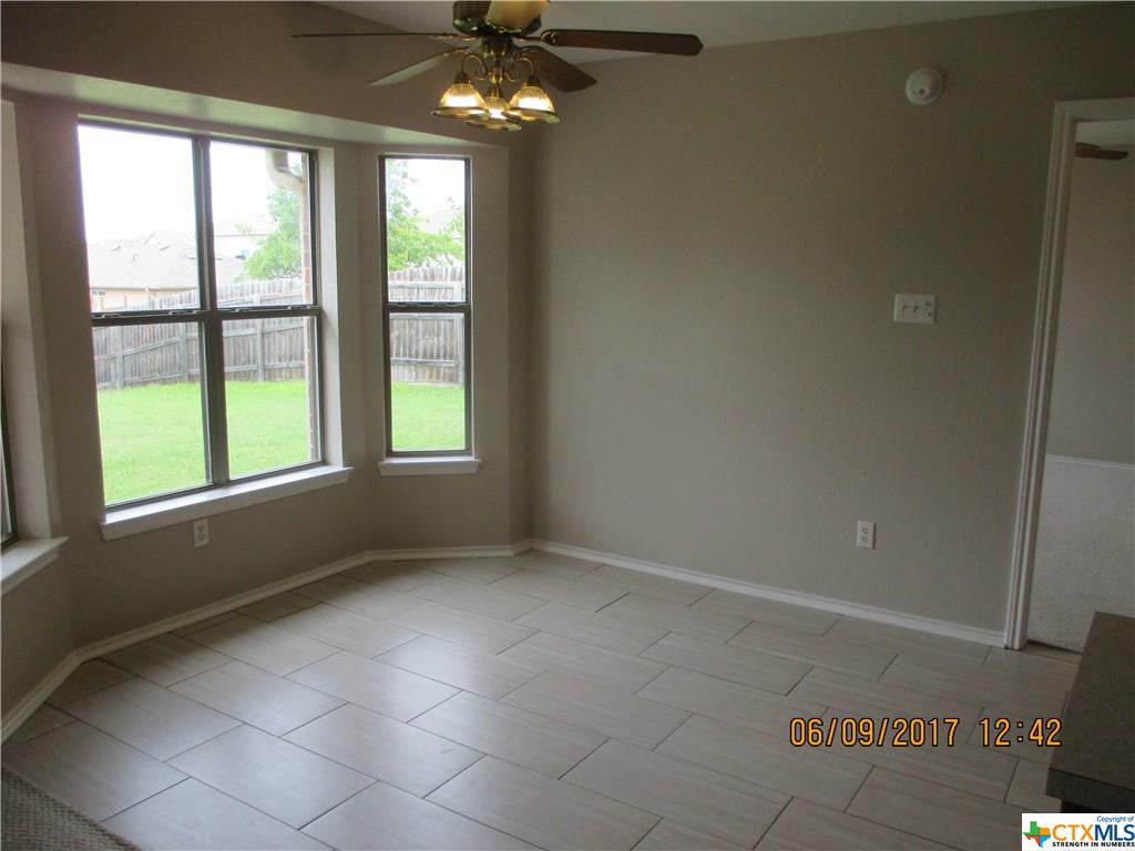 900 James Loop, Killeen, TX 76542
