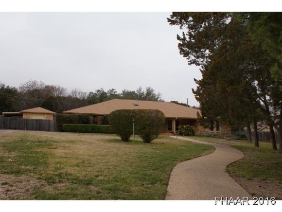 1907 Meadowbrook Dr