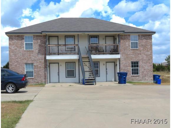 2408 Skylark Cir
