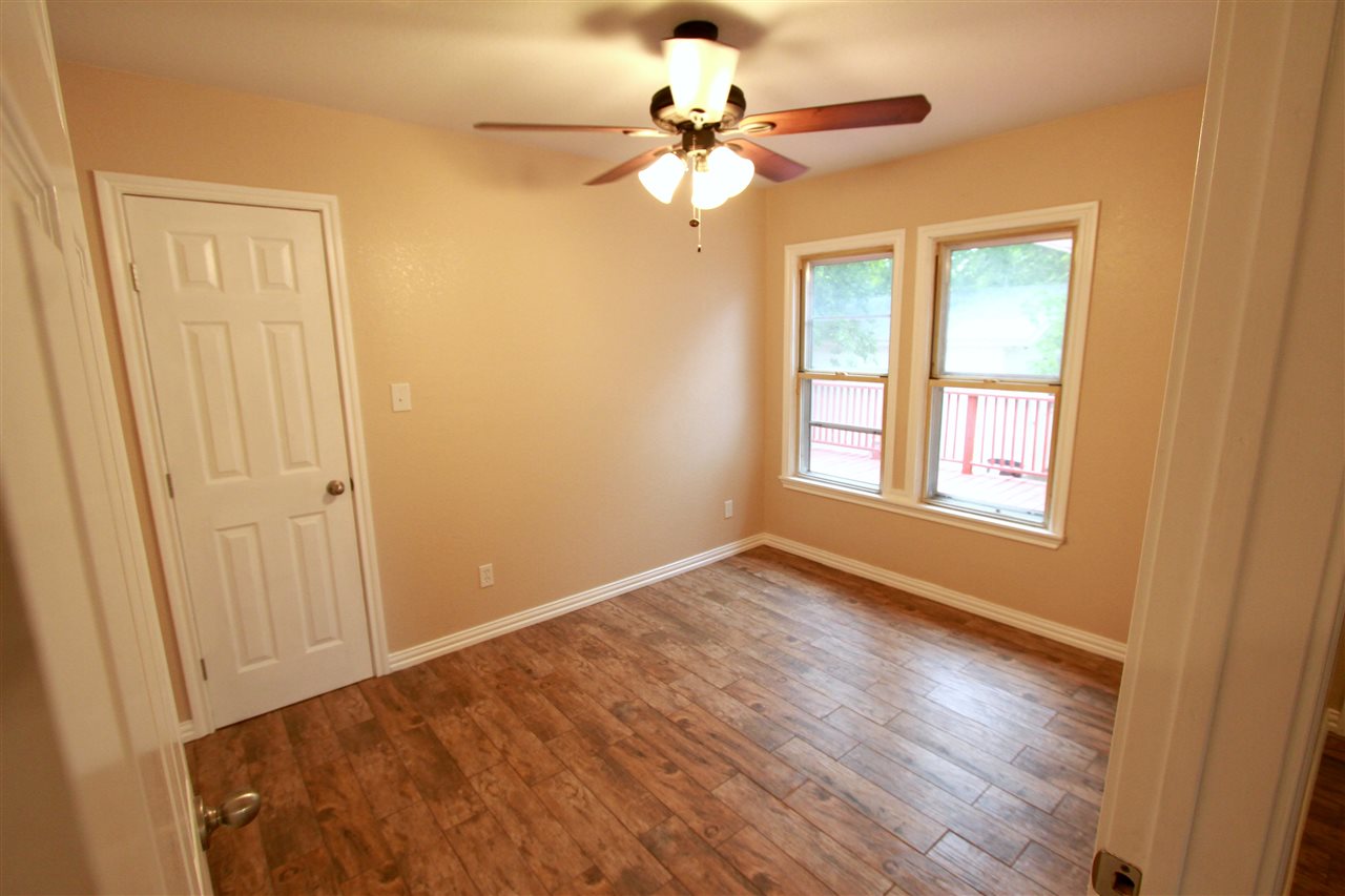305 N Broad, Lampasas, TX 76550