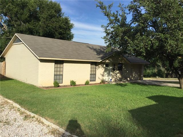 215 Landon Drive, Lampasas, TX 76550