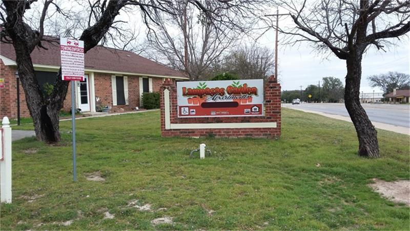 1311 Central Tx Expressway, Lampasas, TX 76550