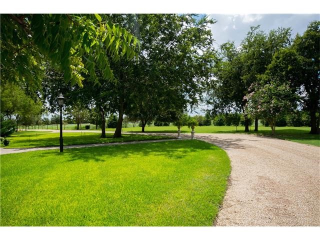 2109 E 4th, Taylor, TX 76574