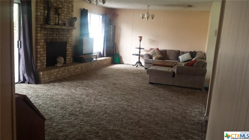 604 E Austin, Troy, TX 76579