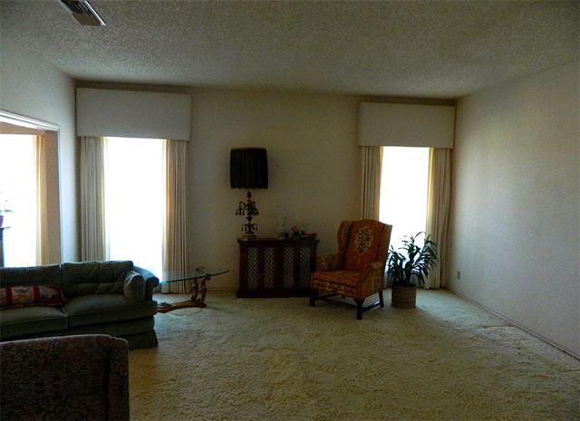 847 ST HWY 174, Blum, TX 76627
