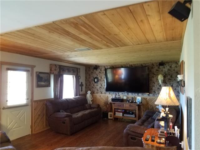 752 Fm 3049, Blum, TX 76627