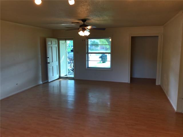 707 N Avenue O, Clifton, TX 76634