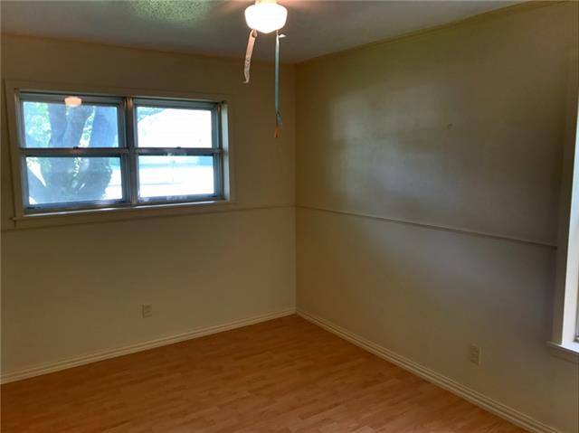 707 N Avenue O, Clifton, TX 76634