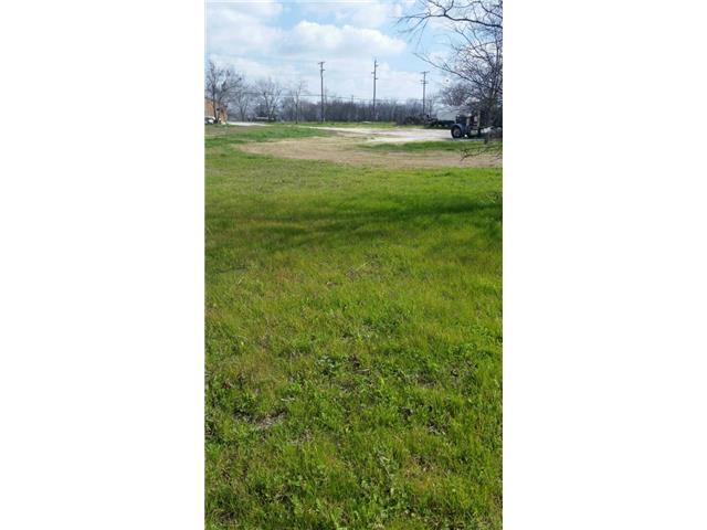 300 S Belknap Street, Mexia, TX 76667