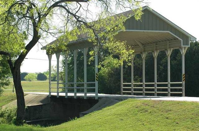 17004 Trailwood Drive, Whitney, TX 76692