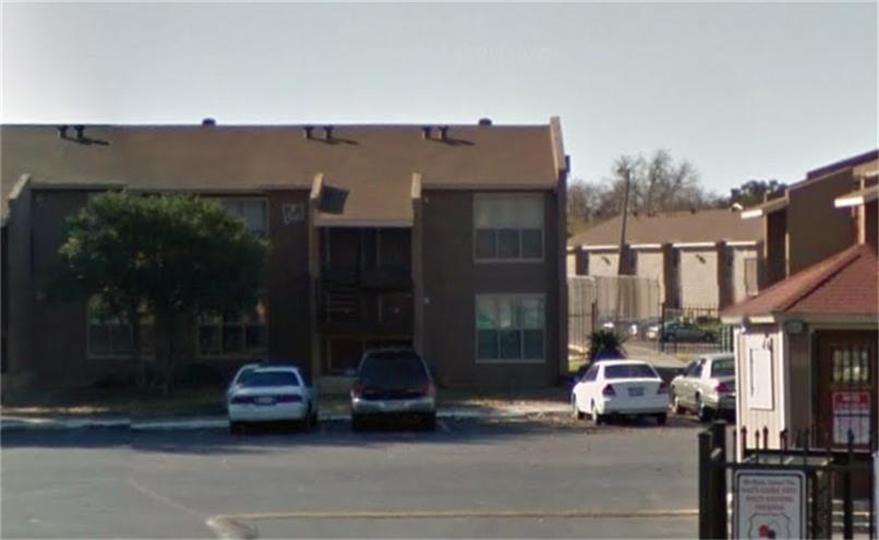 1100 N 6th Street, Waco, TX 76707