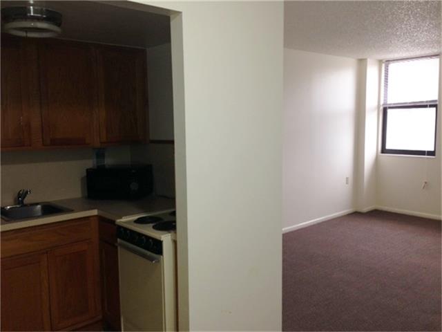 1209 W 8th Street, Goldthwaite, TX 76844