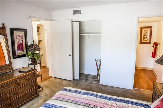 1209 W 8th Street, Goldthwaite, TX 76844