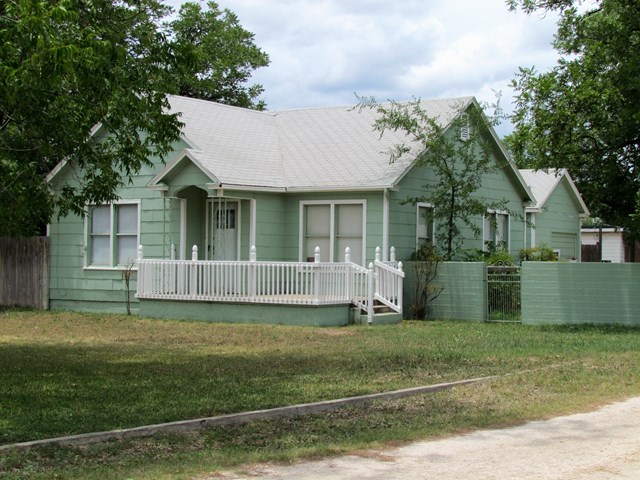 60 E 37th St, San Angelo, TX 76903