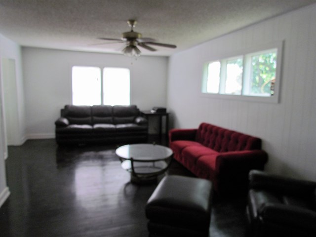60 E 37th St, San Angelo, TX 76903