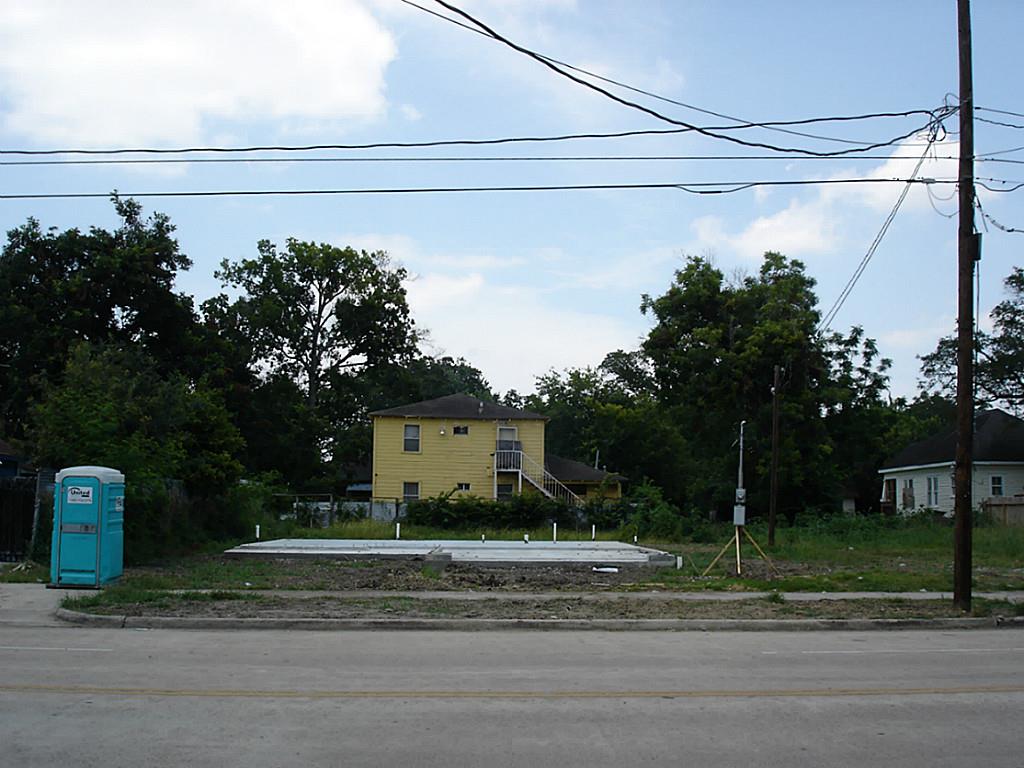 3322 Mcgowen Street, Houston, TX 77004