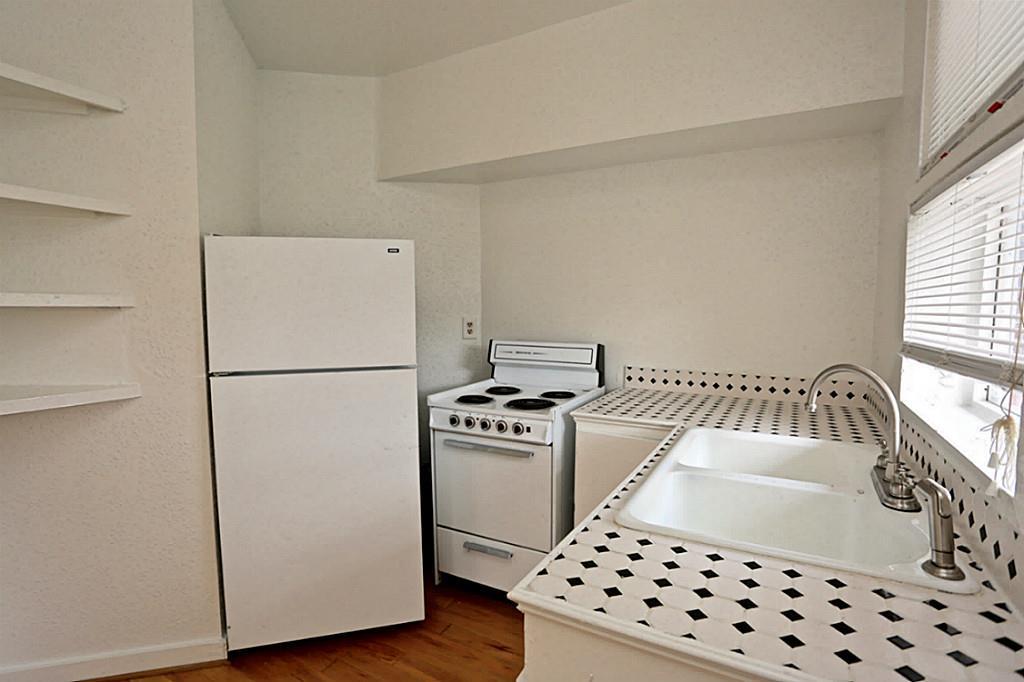 1601 Francis Street, Houston, TX 77004