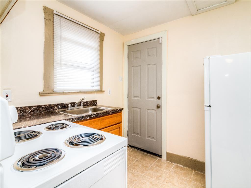 2405 Alabama, Houston, TX 77004