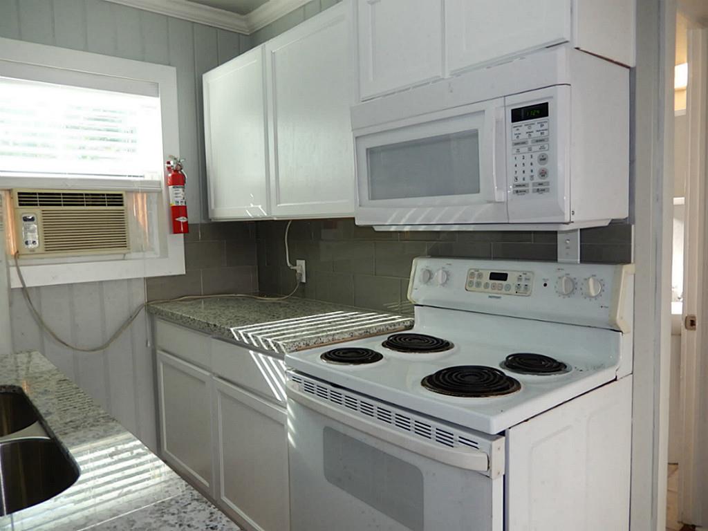 4210 Ennis Street, Houston, TX 77004