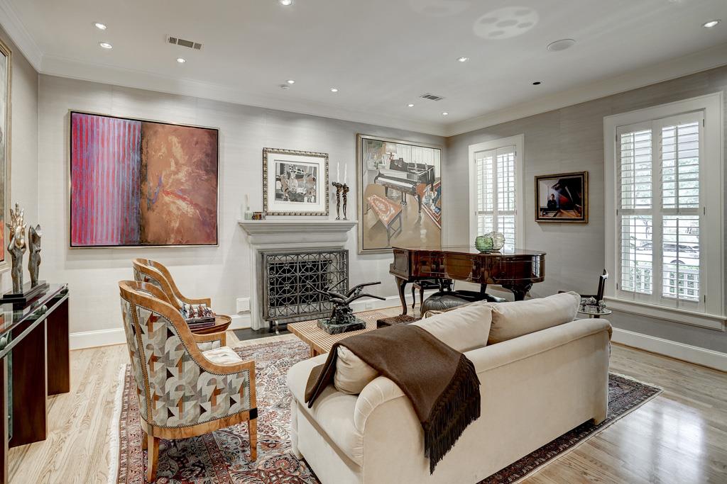 3120 Cason, Houston, TX 77005
