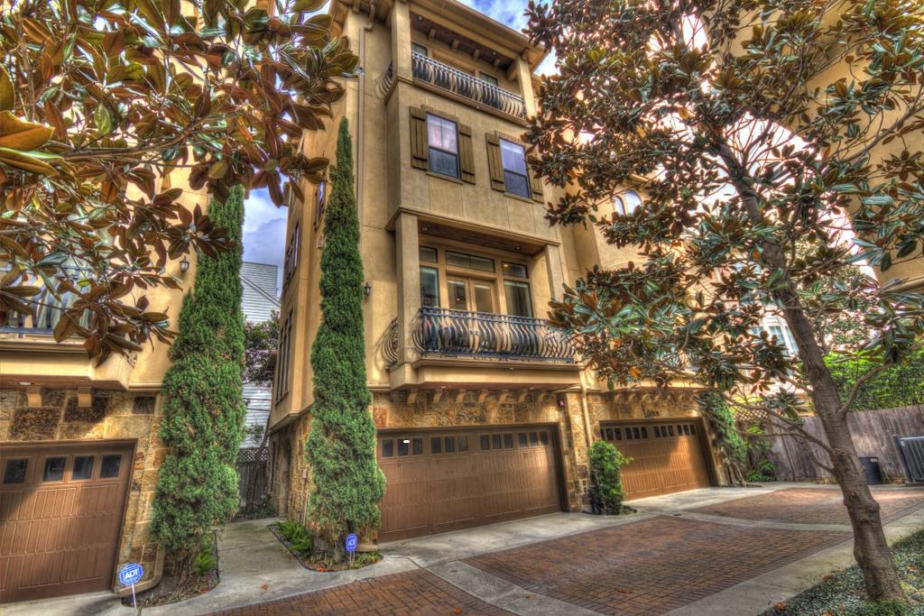 330 Bomar Street, Houston, TX 77006
